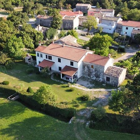 Apartmani Aldo Roč Exterior foto